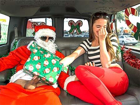 Mia Monroe – A Very Bangbros Christmas