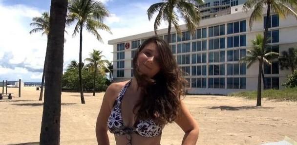 Skyye Charming – Lip Love