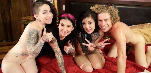 Sheena Rose & Kelsi Lynn – Kelsis First Time