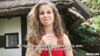 Public Pick Ups – Bunny Baby Freckled Village Babe Gets Banged