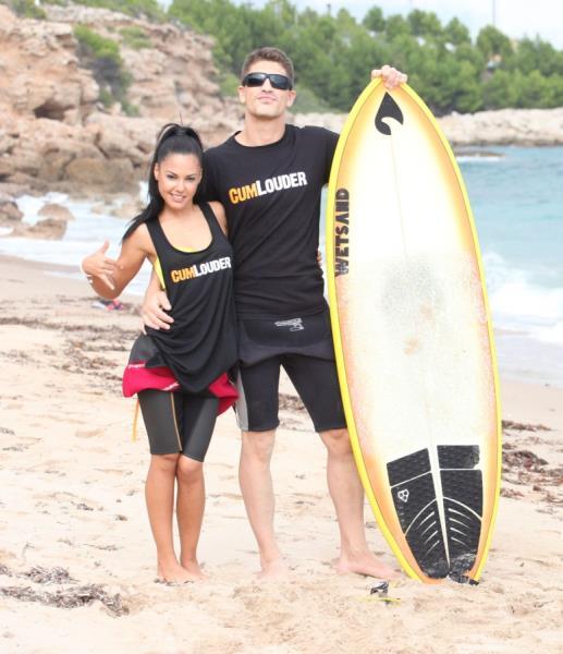 Apolonia Lapiedra – Apolonia surfs with Bruce Venture