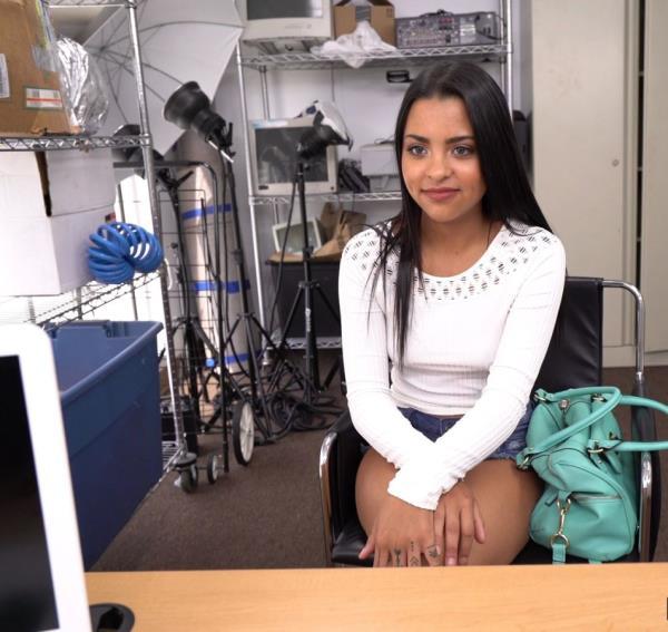 Nikkie Kay – Nikkie Kay Dicked Down!