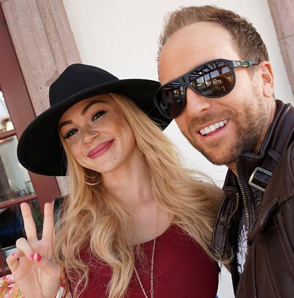 Ryan Madison, Skyla Novea – Real Life 14