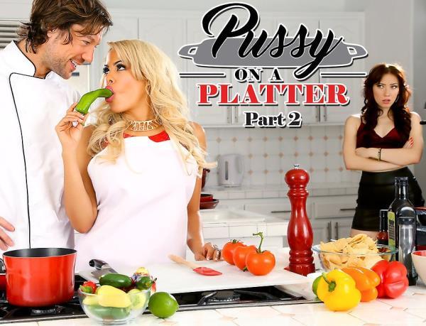 Aria Alexander, Luna Star – Pussy On A Platter Part 2