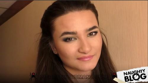 Woodman Casting X – Ester Lamy