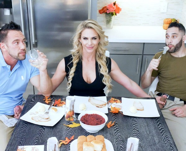 Phoenix Marie – Army Boy Meets Busty Stepmom For Thanksgiving