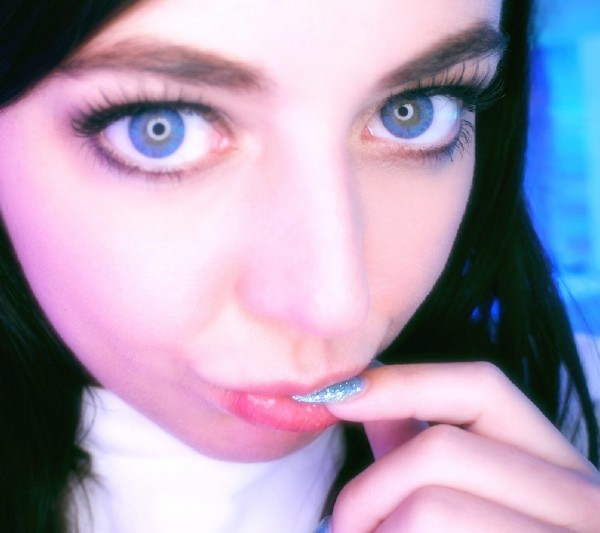 Whitney Wright – Returns to the Salon For Another Suck Session