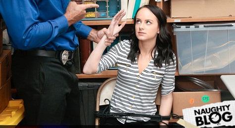 Shoplyfter – Kylie Martin