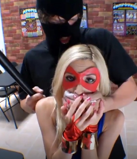 Piper Perri – Wonder Piper Damaged Dreams