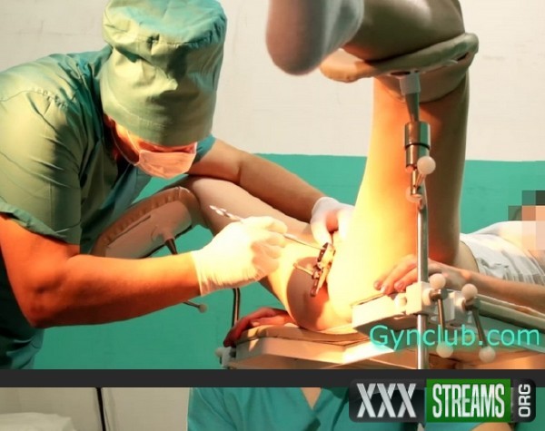 AMATEUR – FULL GYNO EXAM