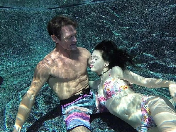 Brooke Haze – Making Happy pt 1