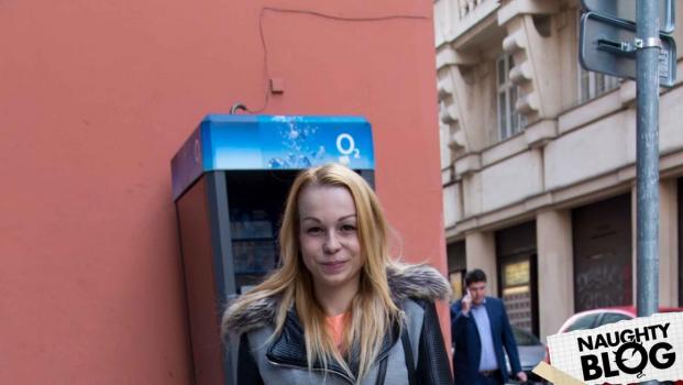 Rabecca – Prague student comes for coffee and cock