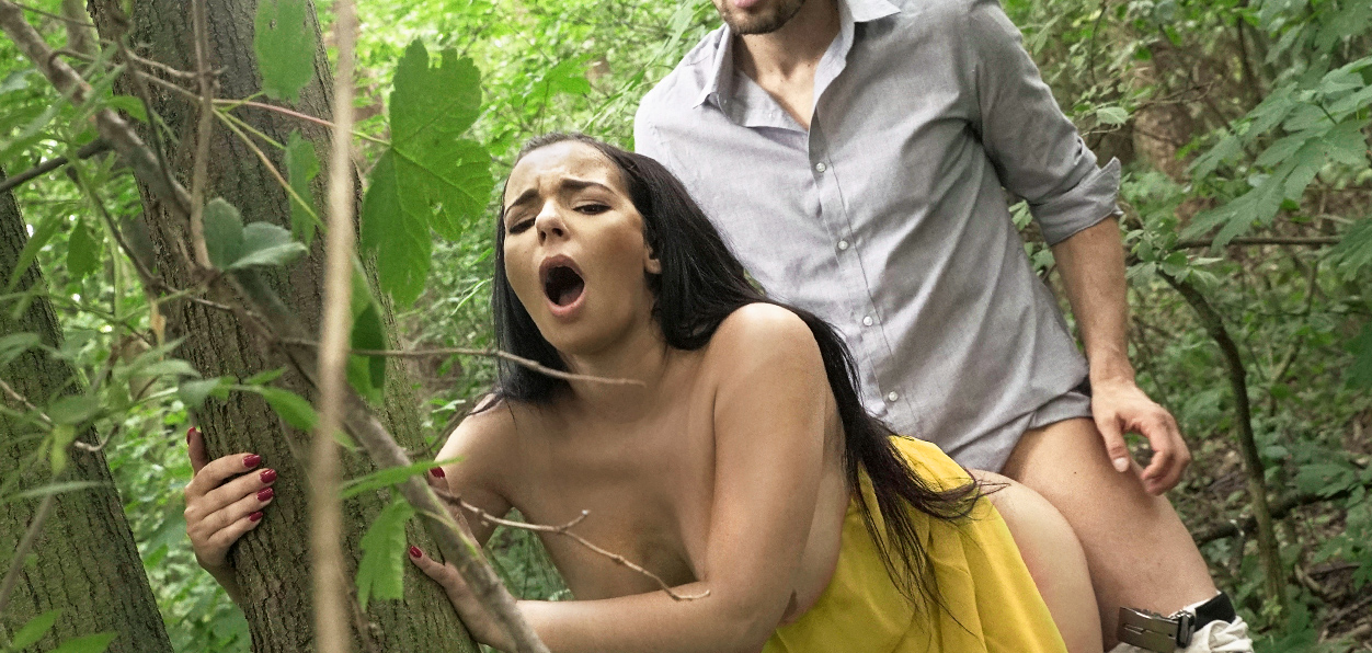 Dane Jones – Sophia Laure