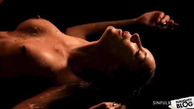 Sinful XXX – Francys Belle