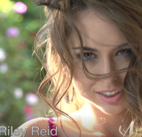Riley Reid – Riley enjoys with a friend before, then she squeezes a black cock