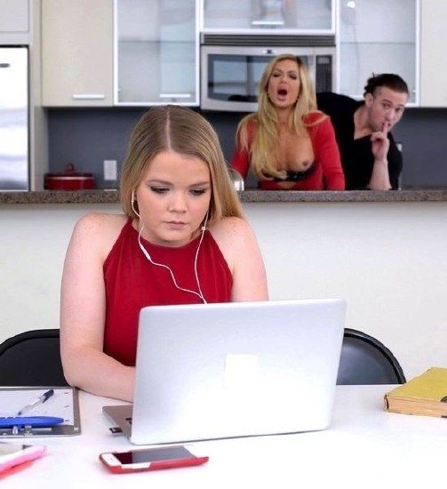 Lexxxus Adams – StepMom Fuck With Lover