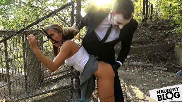 Pascals Sub Sluts – Silvia Dellai