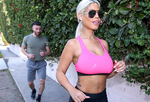 Bridgette B – Jogger’s Anal Fuck