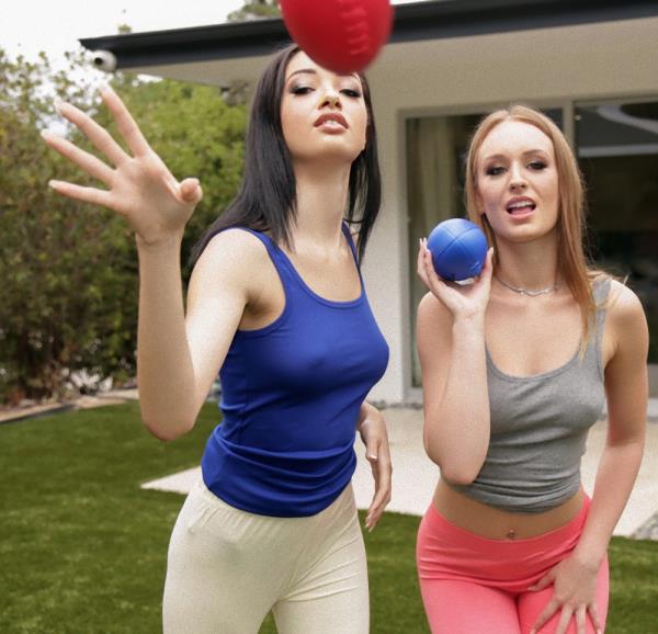 Daisy Stone, Scarlett Bloom – Snap A Snatch