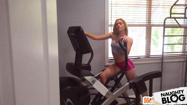 Hot Crazy Mess – Katie Kush