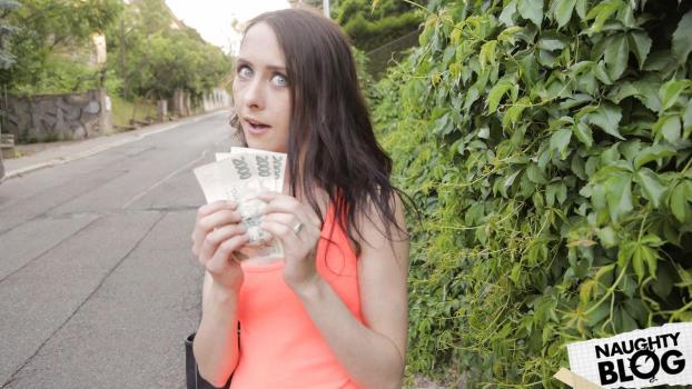 Public Agent – Lola Black