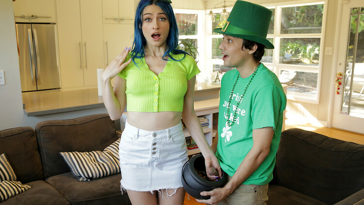 Jewelz Blu – Cum At The End Of The Rainbow