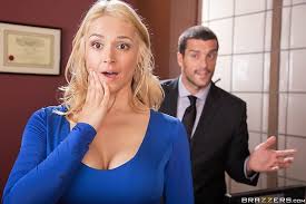 Sarah Vandella – Working The Webcam