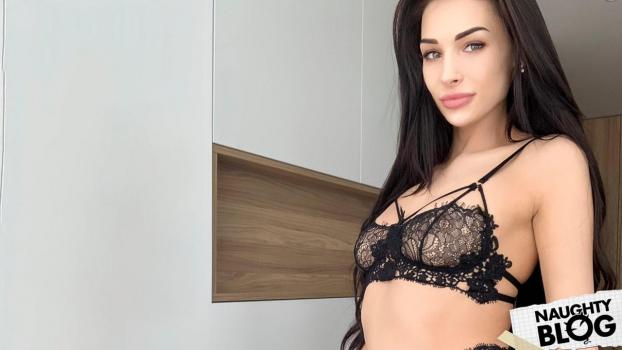 Fakehub Originals – Fiamurr