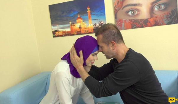 Sex With Muslims – Jessica Bell