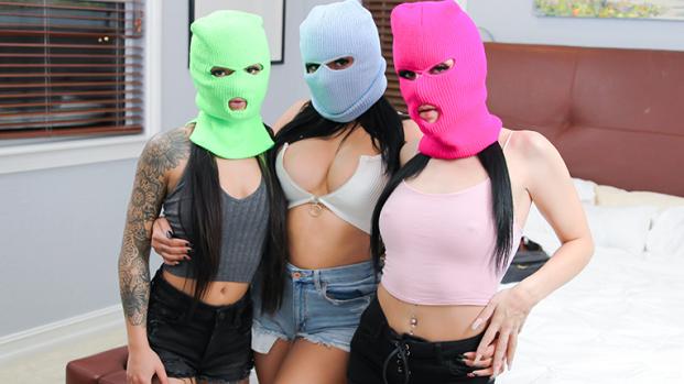 Roxy Rain, Paisley Paige & Serena Santos – Even Black Friday Comes With A Price