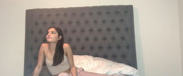 Emily Willis – Ricky Fucks Emily at Home with his Big Dick