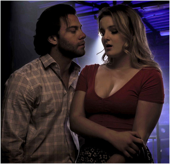 Eliza Eves – Down The Rabbit Hole