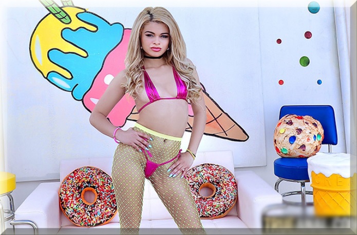 Destiny Cruz – Destiny’s Deep Anal Delight