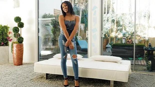 Casting Couch HD – Sasha