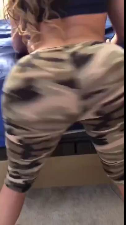 Richelle Ryan 262778372