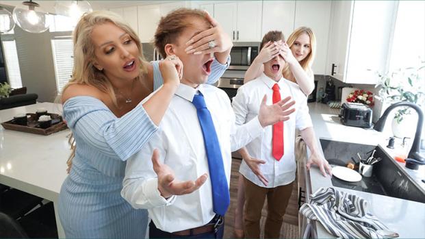 Mom Swap – Alura Jenson & Audrey Madison