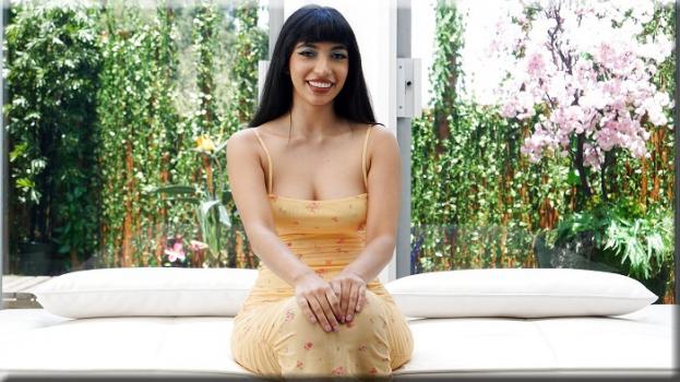 Casting Couch HD – Bambi