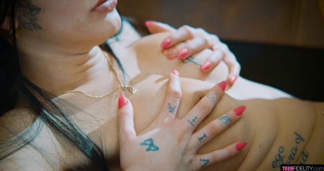 Teen Fidelity – Adelle Sabelle