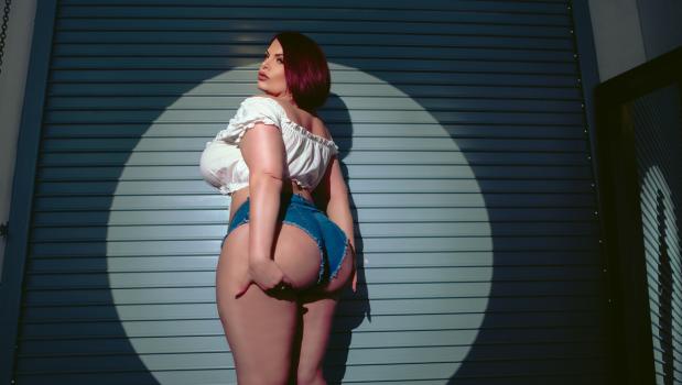 Pawged – Jessica Jax