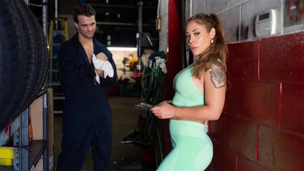 Laura Fox – The Body Shop Vol 1 E2