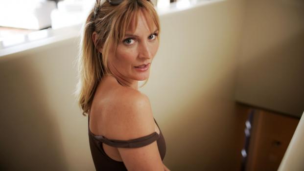 Mona Wales – Burning Down The House