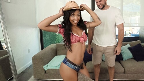 Malina Melendez – Cosplaying With Cock