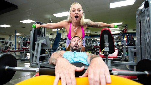 Elana Bunnz – Busted!