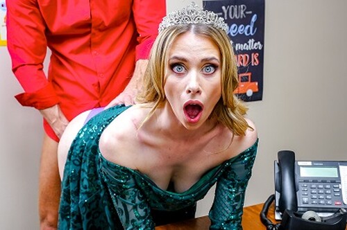 Anya Olsen – Return of the Prom Queen