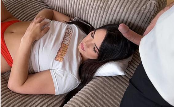 Porn Dude Casting – Ivy Ireland