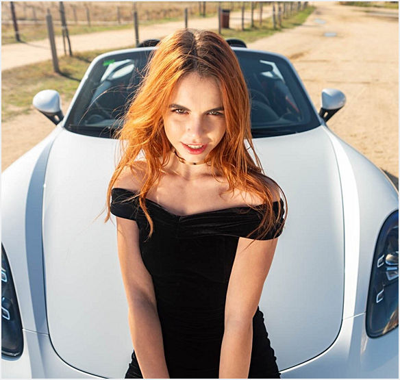 Sirena Milano, Hot Model Seduces Her Photographer