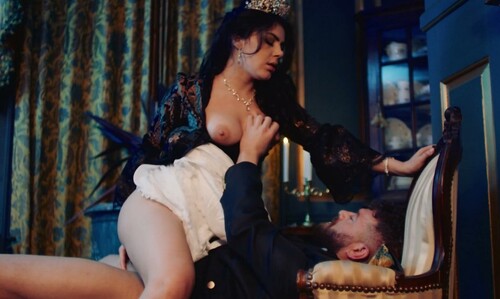 Valentina Nappi, Honour May – Scandalous