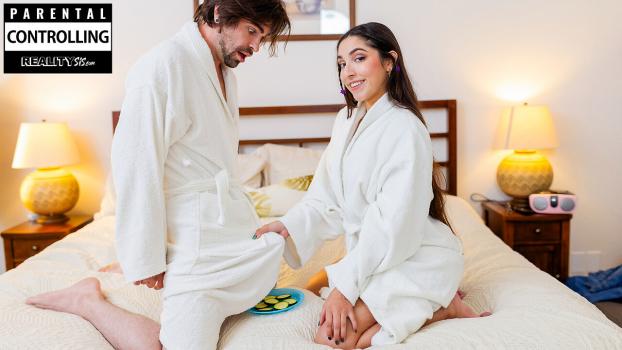 Madison Wilde – My Parents And BF Watched Me Fuck Another Guy Part 2 – S5:E2