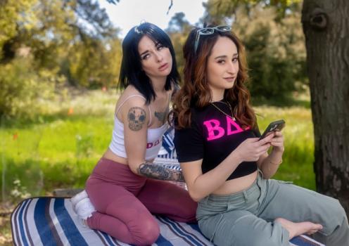 She Seduced Me – Isabella Nice & Lysagna Delray