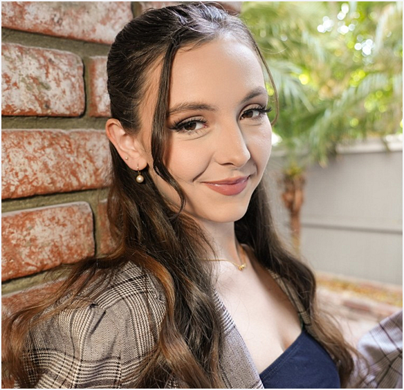 Serena Hill – My Wife is Upstairs